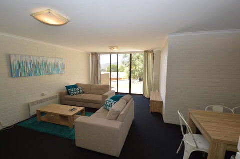 Tanderra 2 - Accommodation Directory 0