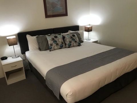 Tea Gardens Motel - Accommodation Directory 0