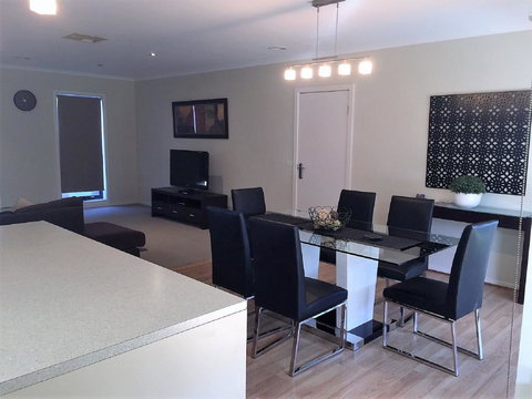 Tempo Place - Mulwala - Accommodation Directory 3