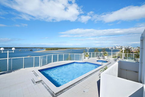 The Atrium Resort - Accommodation Directory 2