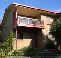 The Beach House - Accommodation Directory