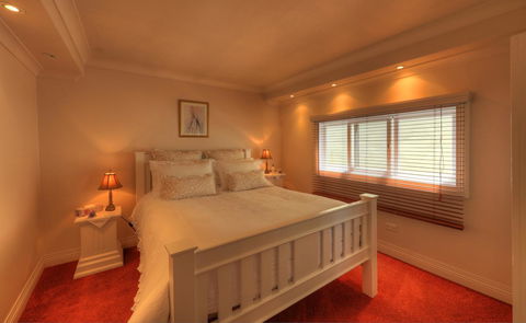 Ellie\'s Cottages - Accommodation Directory 11