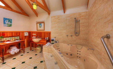 Ellie\'s Cottages - Accommodation Directory 14