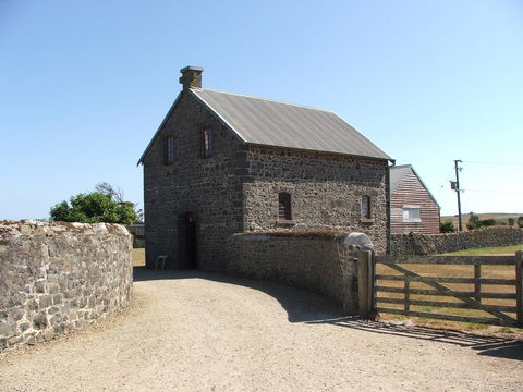 Ellie\'s Cottages - Accommodation Directory 37