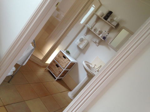 Ellie\'s Cottages - Accommodation Directory 23