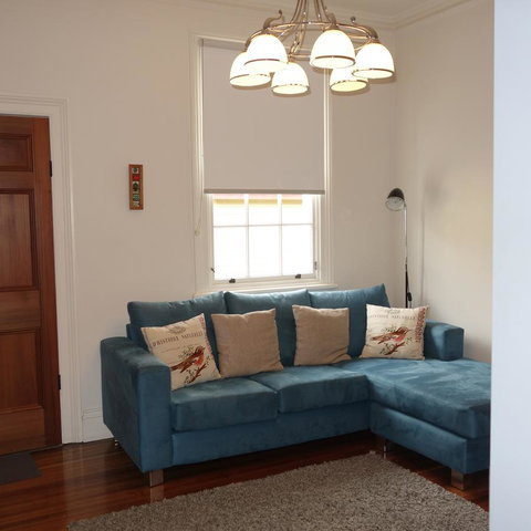 Patersonia Cottage - Accommodation Directory 11