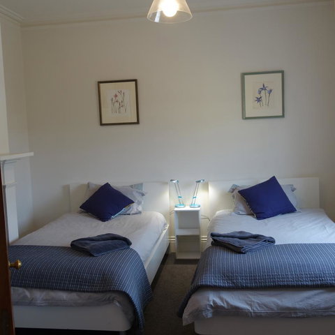 Patersonia Cottage - Accommodation Directory 8