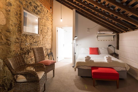 Ratho Farm - Accommodation Directory 7