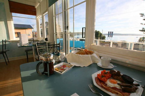 Freycinet Waters - Accommodation Directory 3
