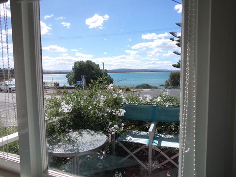 Freycinet Waters - Accommodation Directory 10