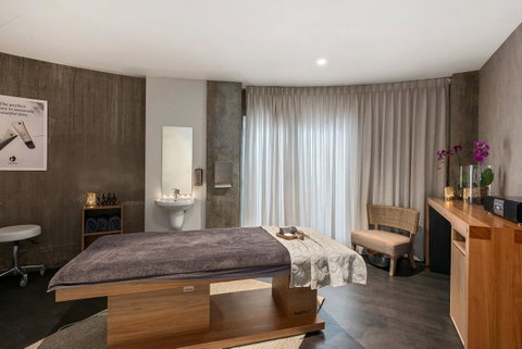 Peppers Silo - Accommodation Directory 21