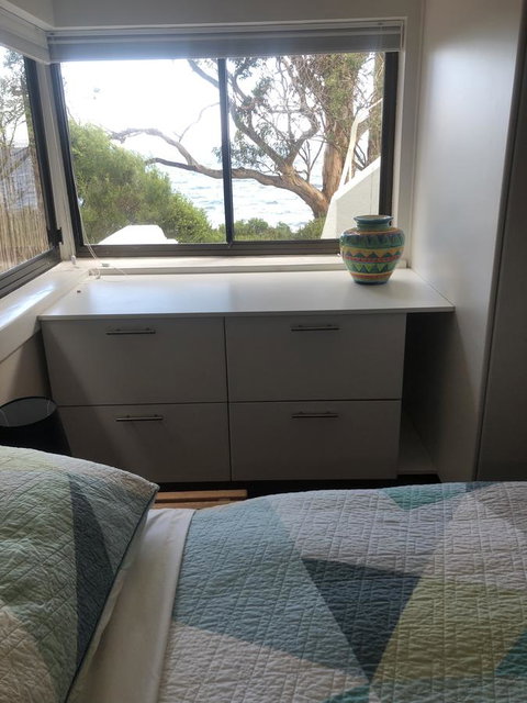 Beachside Taroona With Spa - Accommodation Directory 1