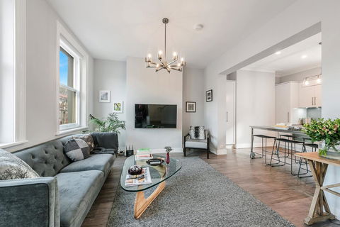 City Retreat Hobart - Accommodation Directory 14