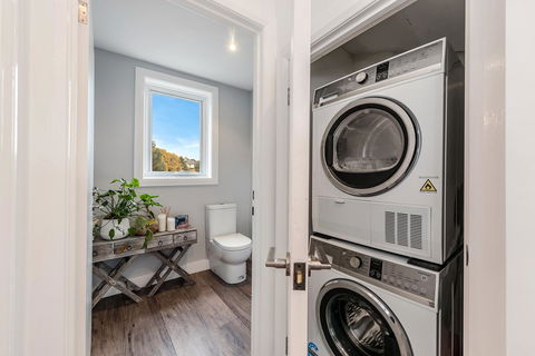 City Retreat Hobart - Accommodation Directory 11