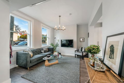 City Retreat Hobart - Accommodation Directory 0