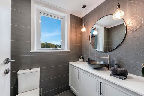 City Retreat Hobart - Accommodation Directory 7