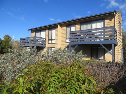 Orford Prosser Holiday Units - Accommodation Directory 7
