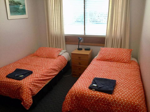 Orford Prosser Holiday Units - Accommodation Directory 1