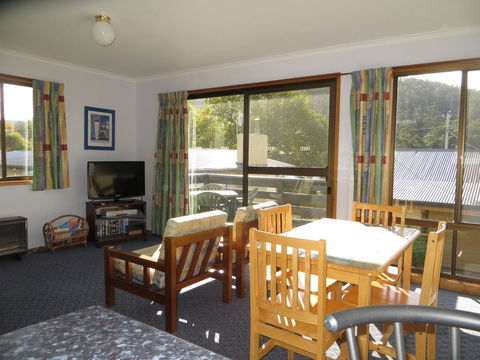 Orford Prosser Holiday Units - Accommodation Directory 6