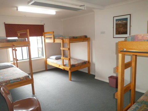 Launceston Backpackers - Accommodation Directory 2