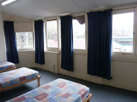 Launceston Backpackers - Accommodation Directory 8