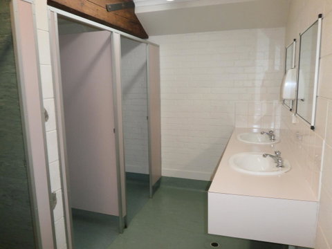 Launceston Backpackers - Accommodation Directory 3