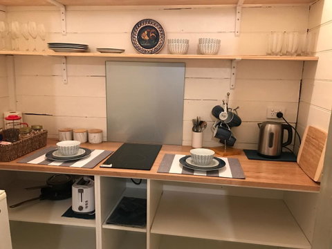 Maple Cottage - Accommodation Directory 28