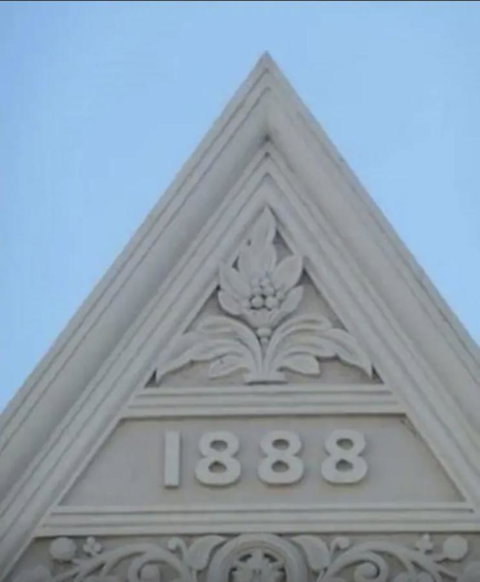 The Old Federal Coffee Palace - Accommodation Directory 8