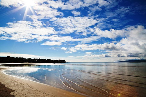 Hawley Beach Escape - Accommodation Directory 0