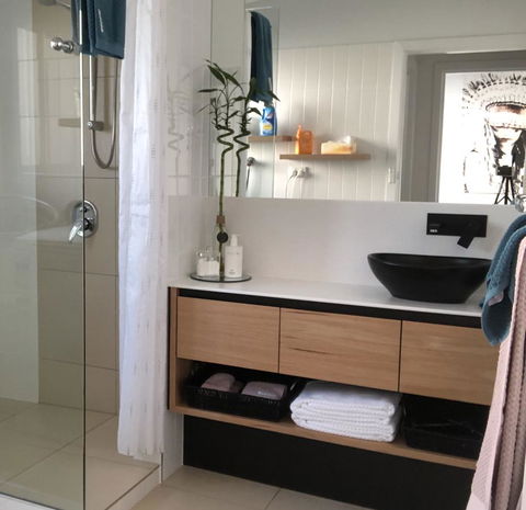 Hawley Beach Escape - Accommodation Directory 12