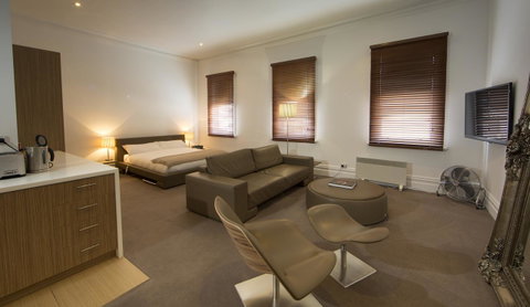 Ikon Hotel - Accommodation Directory 6