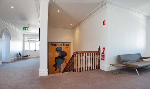 Ikon Hotel - Accommodation Directory 5