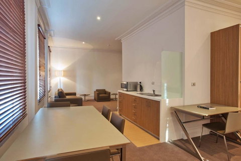 Ikon Hotel - Accommodation Directory 22