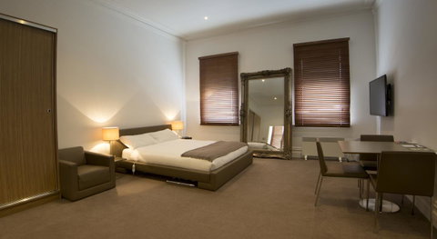 Ikon Hotel - Accommodation Directory 1