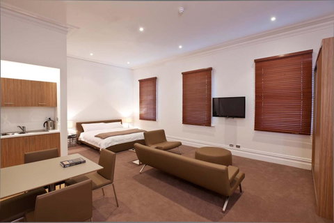 Ikon Hotel - Accommodation Directory 31