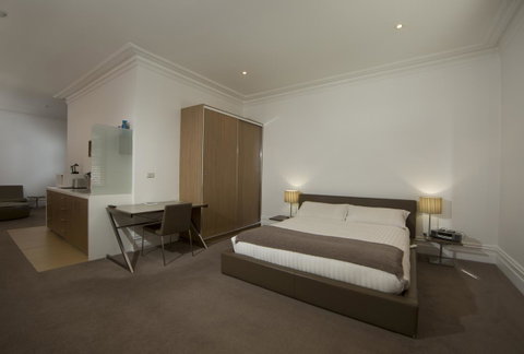 Ikon Hotel - Accommodation Directory 10
