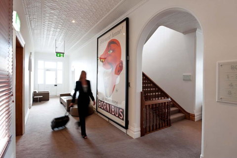 Ikon Hotel - Accommodation Directory 25
