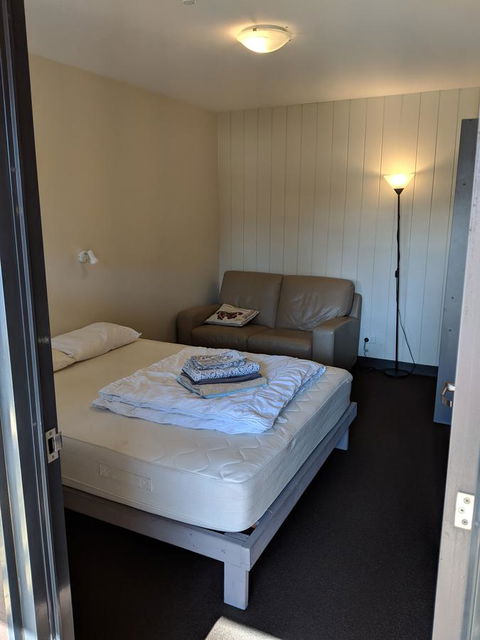 Swansea Backpacker Lodge - Accommodation Directory 5
