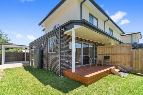Rosewater Townhouses Dromana - Accommodation Directory 12