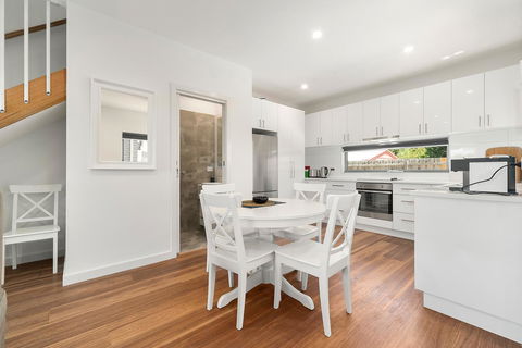 Rosewater Townhouses Dromana - Accommodation Directory 16