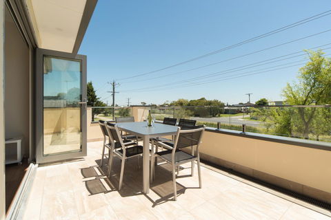 Rosewater Townhouses Dromana - Accommodation Directory 27