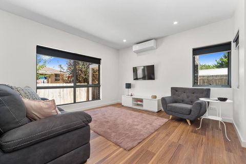 Rosewater Townhouses Dromana - Accommodation Directory 10