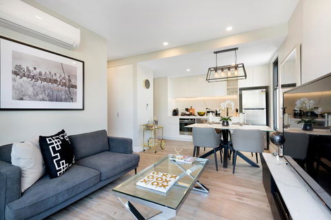 Manhattan Apartments - Notting Hill - Accommodation Directory 12