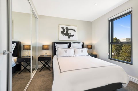 Manhattan Apartments - Notting Hill - Accommodation Directory 29