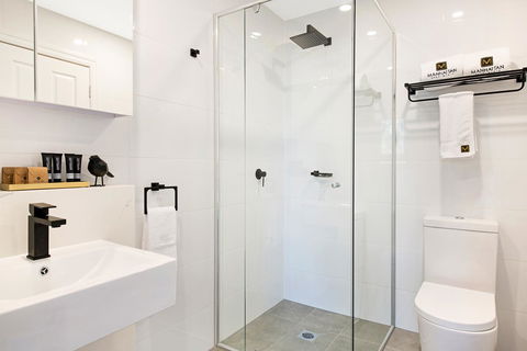 Manhattan Apartments - Notting Hill - Accommodation Directory 20