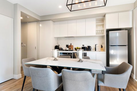 Manhattan Apartments - Notting Hill - Accommodation Directory 27