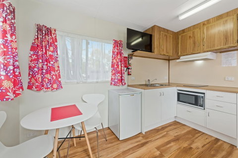 High Country Holiday Park - Accommodation Directory 28