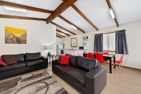High Country Holiday Park - Accommodation Directory 8