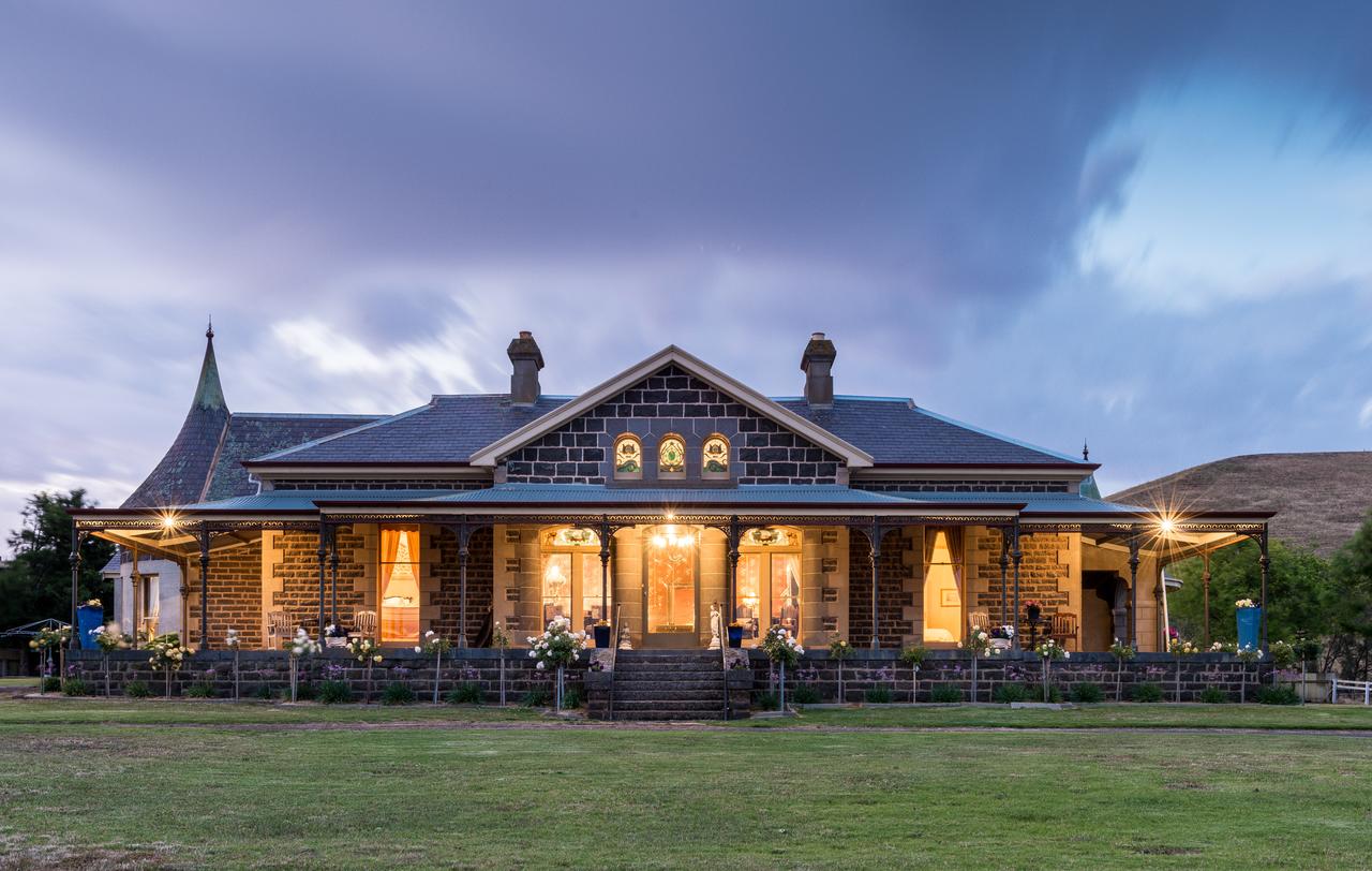  Accommodation Directory