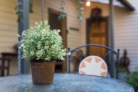 Avalon House - Accommodation Directory 26
